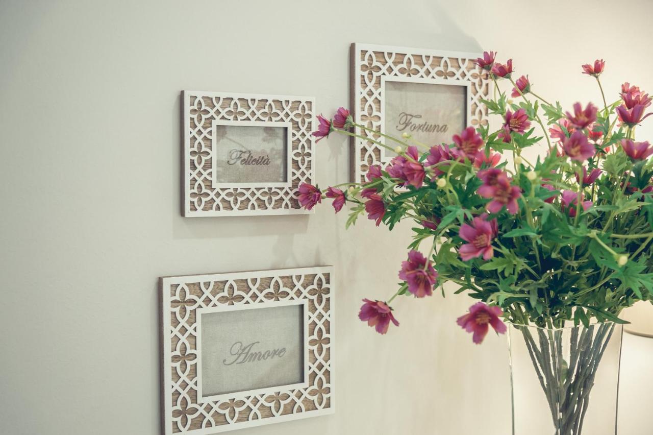 Albergo Elea Ascea Bagian luar foto
